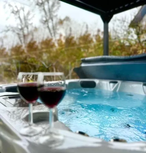 Verandas Vendeghaz Dom wakacyjny *